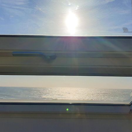 The Shore @ Atlantic Beach - Waterfront Beach House, Tiny Pool, Terrasse Espinho  Eksteriør bilde